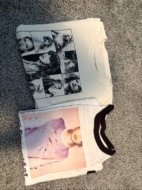 Taylor Swift Cream Tour Logo Tees